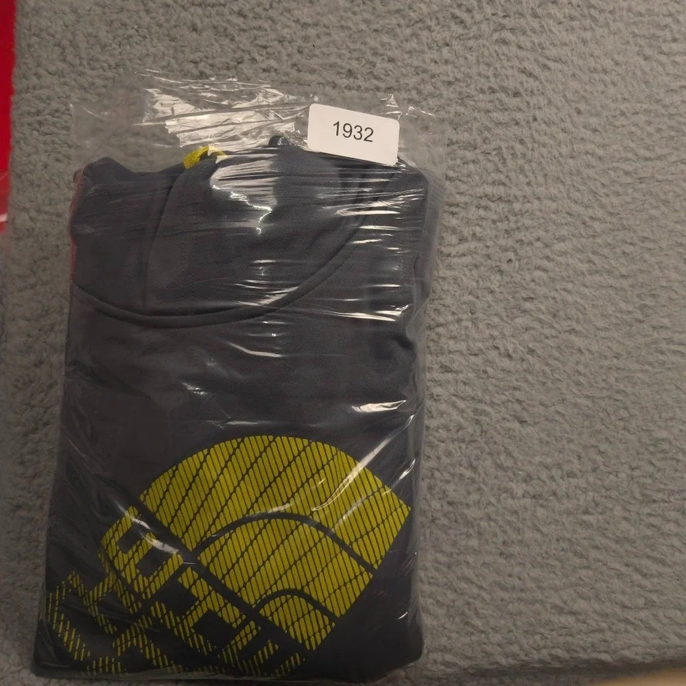 The North Face Mens Medium Hoodie Gray Yellow Logo Pullover Polyester Top